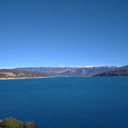 Konukevi Le Petit Fabre Montagnac (Alpes-de-Haute-Provence)