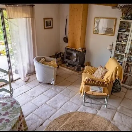 Le Petit Fabre Konukevi Montagnac (Alpes-de-Haute-Provence)