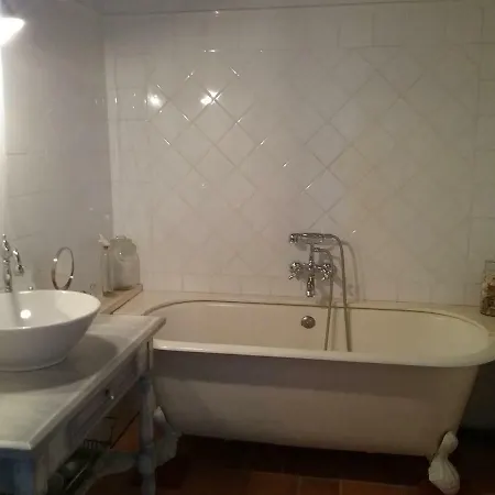 Guest house Le Petit Fabre Montagnac (Alpes-de-Haute-Provence)