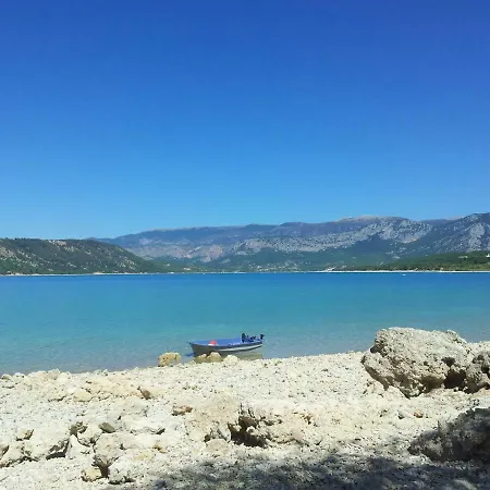 Le Petit Fabre Guest house *